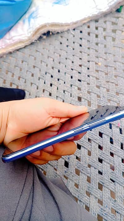 Realme c25 mobile 4 128