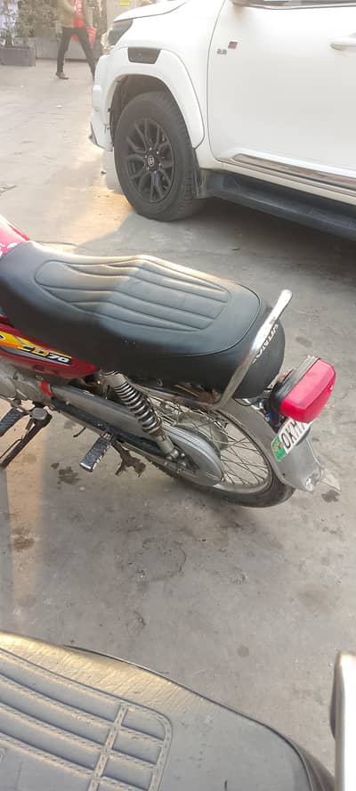 blue star baik ha  normal ha condition normal ha. baik copy sath ha