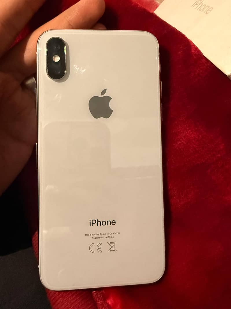 iPhone X  64GB PTA Approved 5