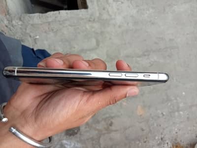 I phone 11 pro official dual sim pta approved 03245172734