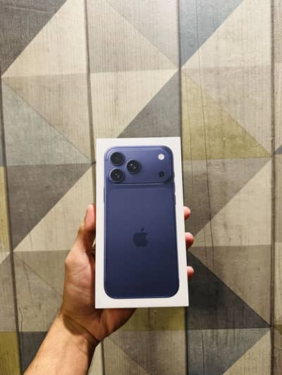 Iphone 17 pro max 256gb (factory unlock nonpta)