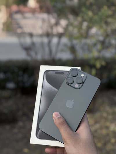 Iphone 15 pro max urgent sale