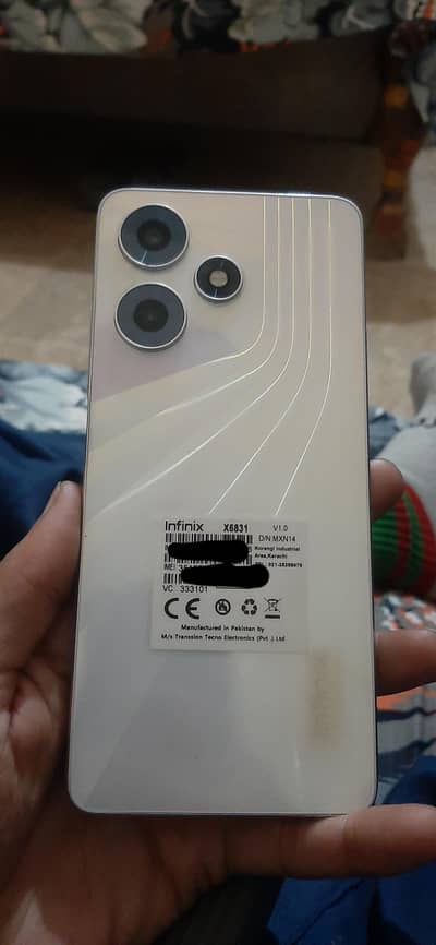 Infinix Hot 30   8+8   128