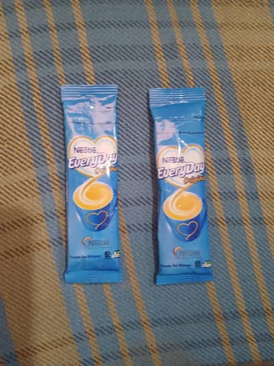 EVERYDAY MILK 4 GRAMS SATCHES FOR OFFICE ( ONLY FOR KARACHI )