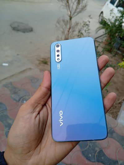 VIVO S1 8/256 PTA APPROVED FINGER ON DISPLAY 10/10 CONDITION