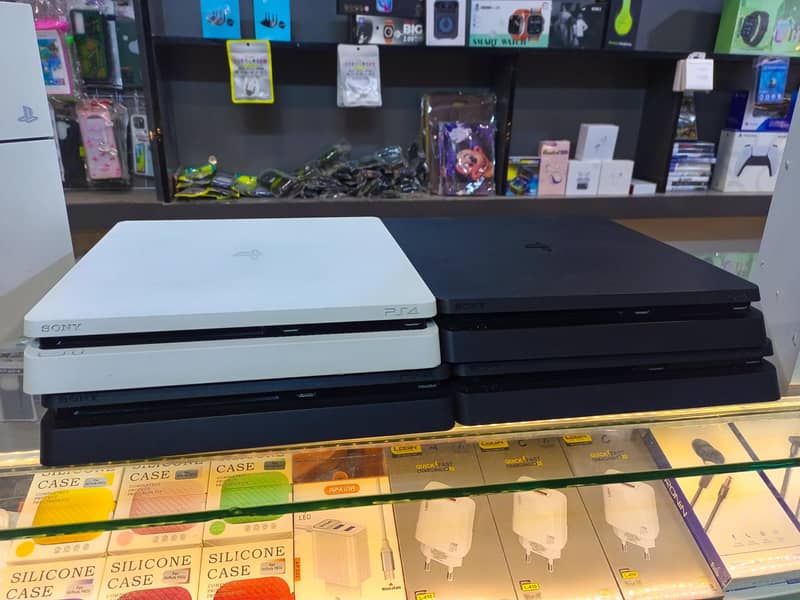 ps4 gaming console 2
