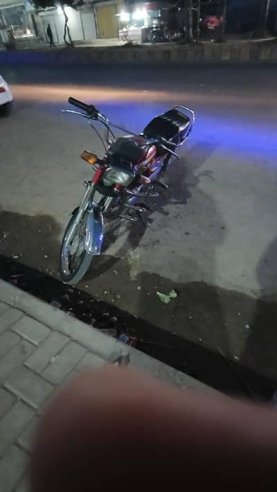 Dhoom yd 70 urgent sale