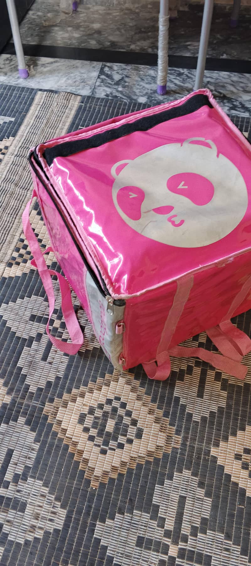 Delivery Bag With Shirt 1