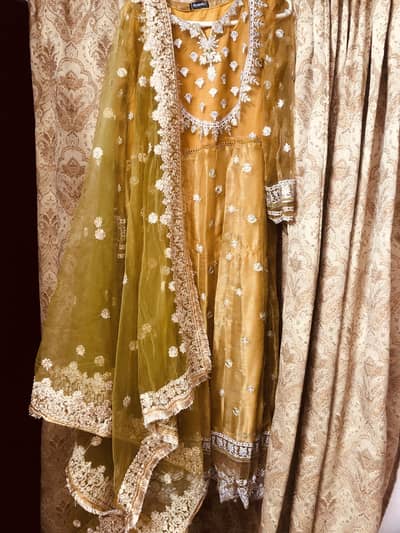 Nakoosh brand froock woth full heavy duppata and trouser