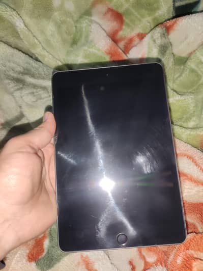 ipad Mini 5 Excellent Condition  42k