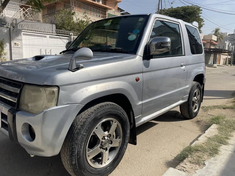 Mini Pajero 0