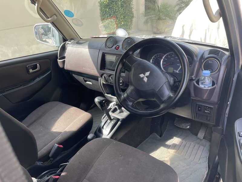 Mini Pajero 4