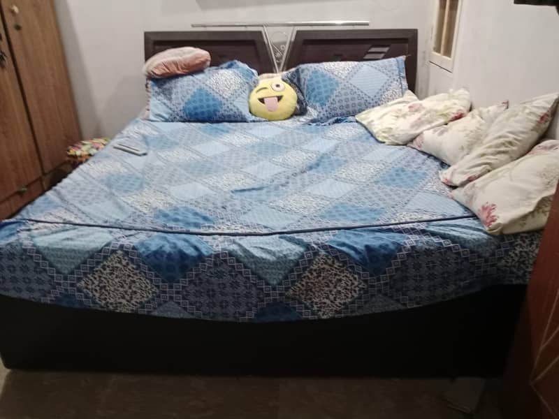 chee board bed  without 0