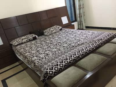 bed with dressing and mattress03209944201