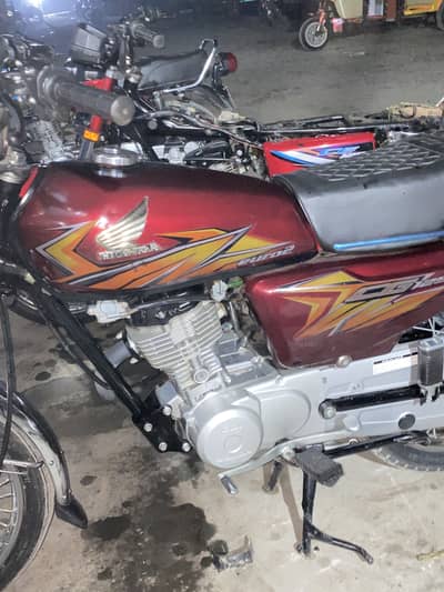 Honda CG125 (2021) lush Condition