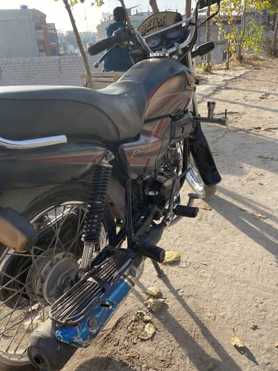 Honda pridor black color