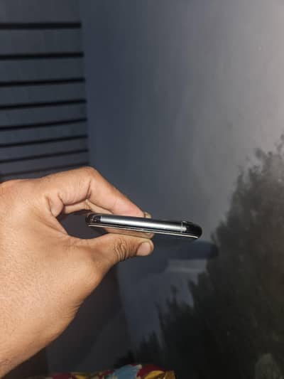 iPhone 11pro max official pta approve