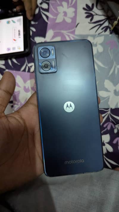 Moto e22