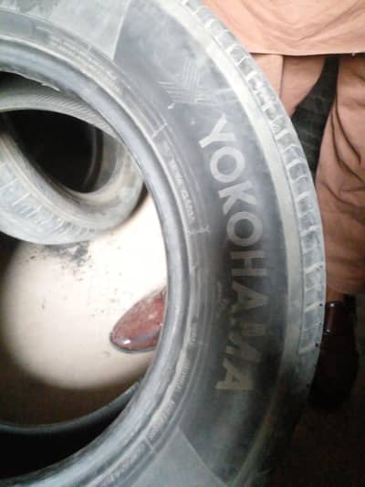 holl sale tyre