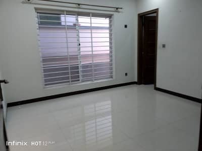 5 Marla ground portion