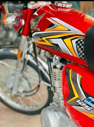 Honda 125 2025 model applied for lush condition forsale