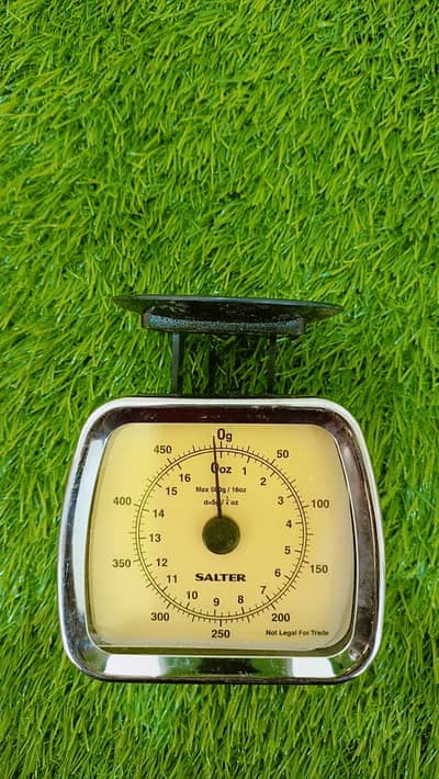 Salter mechanical kitchen scale.