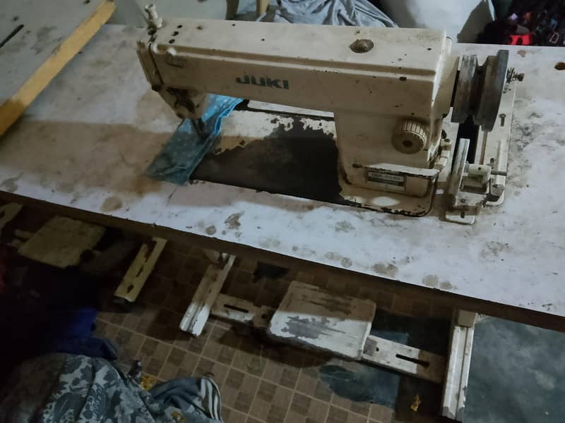 singer sewing machine 0