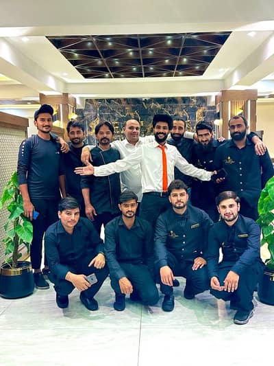 Apna restaurant cafe start karna hai? interior Design +Staff  solution