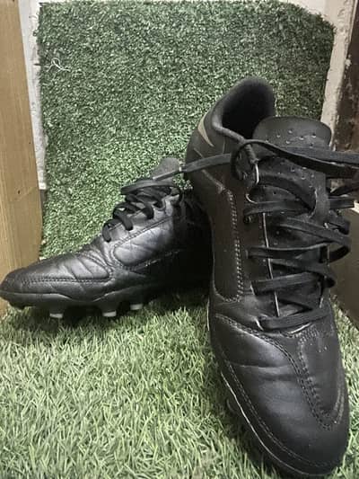 Nike legend tiempo football shoes