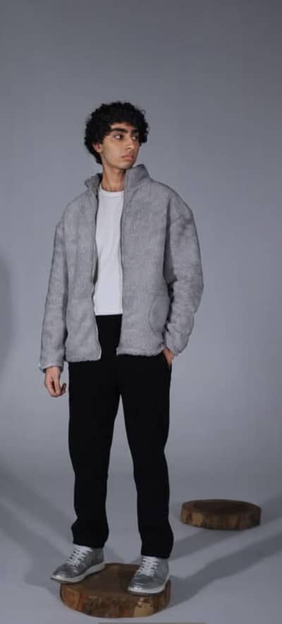 Nouvewear selling there clothes in bulk