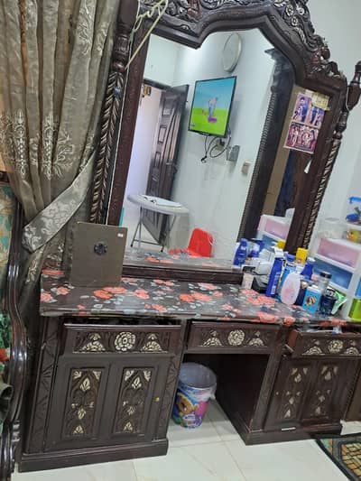 chenoti bed with matress