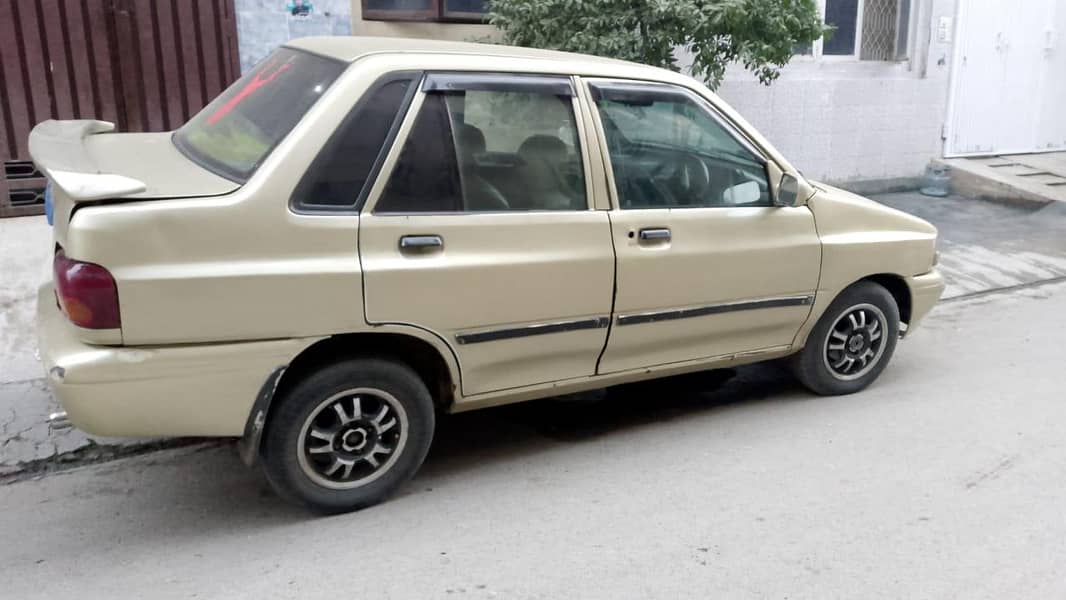 Kia 2001 automatic 3