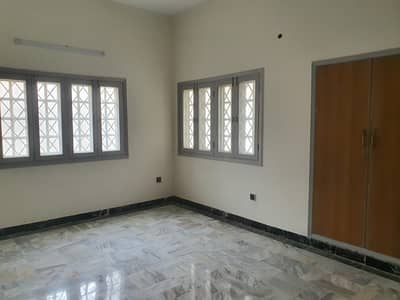 400 Square Yards Lower Portion In Stunning Gulshan-e-Maymar - Sector X Is Available For rent