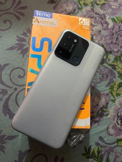 Tecno spark 8C