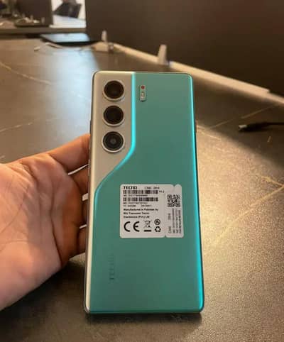 camon 40pro new all ok box + charger