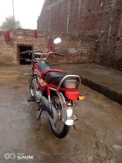 Honda CD 70 2022