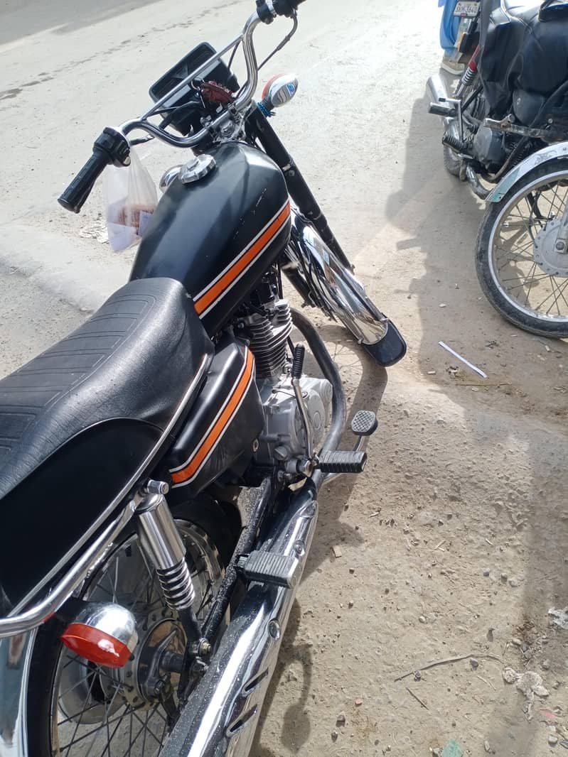 unique Honda 125 2014 1