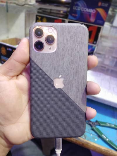 iPhone 11 pro golden colour