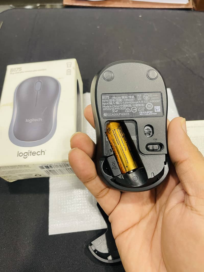 Logitech B175 Mouse 1