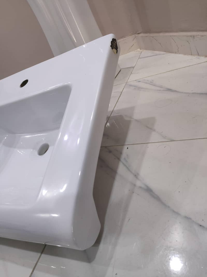 Full Size Wash Basin 4