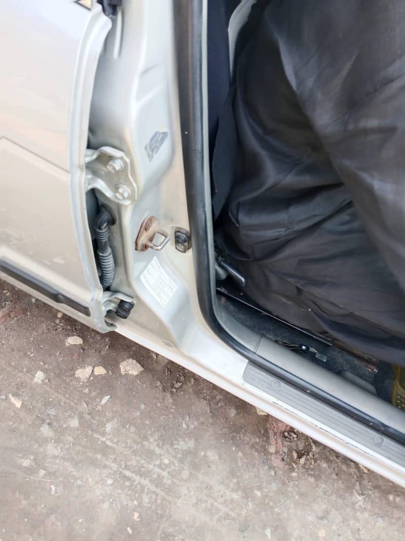 سوزوکی بلینو نہایت ہی صاف ستھری گاڑی فیملی یوز 12