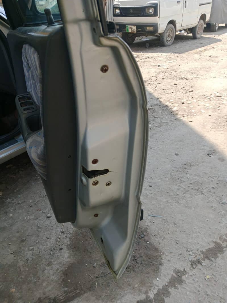 سوزوکی بلینو نہایت ہی صاف ستھری گاڑی فیملی یوز 14