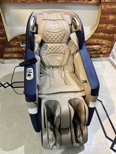 Zero U Deluxe Massage Chair