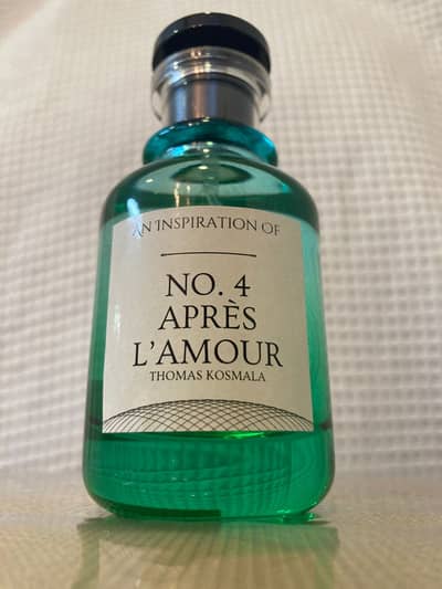 Golden hour of perfume