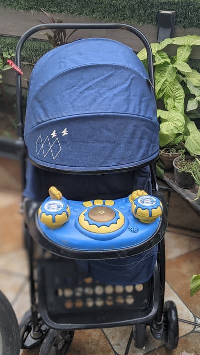 Selling pram in a very good condition 8.5 out of 10