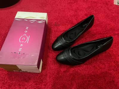 Mocciani heels with medicated sole of size 41