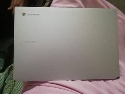 Samsung cromebook RS. 13000