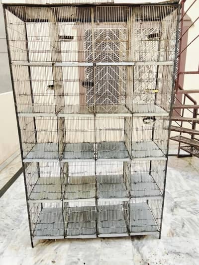 Used Cages Available in good condition