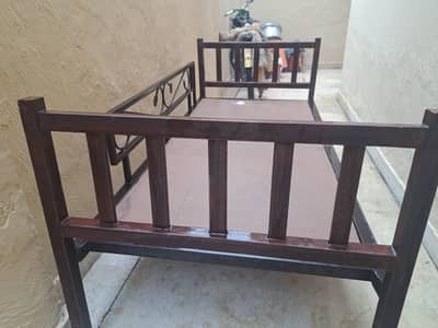 single iron bed  for sale