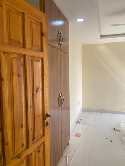 2bedrooms Unfurnished Appartment Available for rent in E11 4